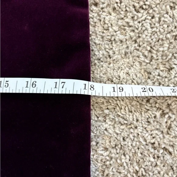 Pottery Barn 18x18 Deep Purple Velvet and Linen Pillow Cover - Picture 5 of 9